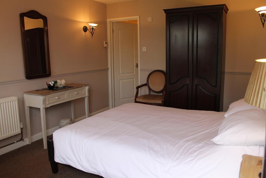 The Swan Motel, Gillingham Hotel 4*